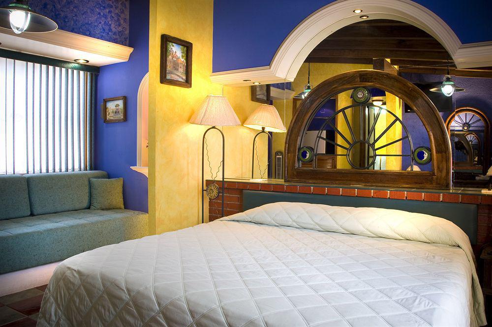 Estanza Hotel & Suites 莫雷利亚 外观 照片