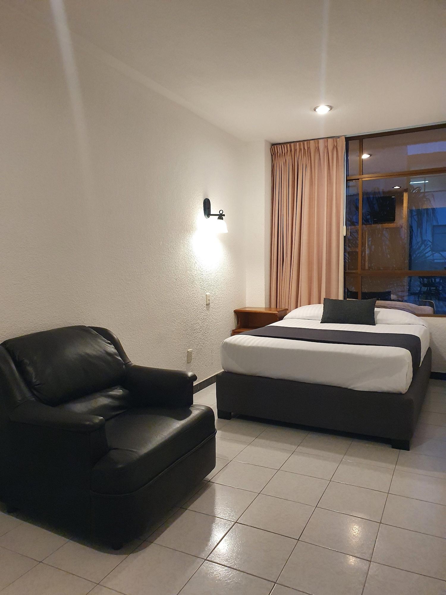 Estanza Hotel & Suites 莫雷利亚 外观 照片
