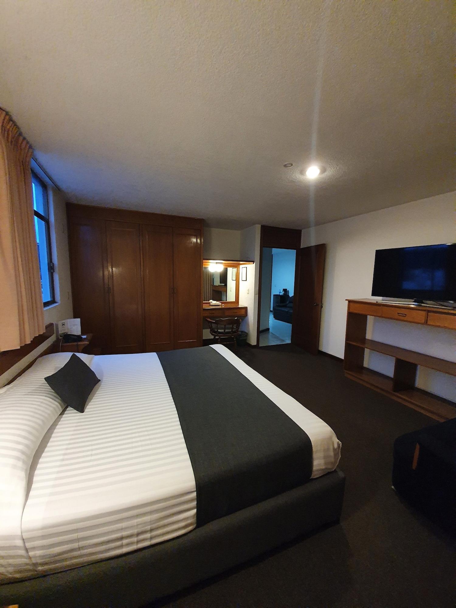 Estanza Hotel & Suites 莫雷利亚 外观 照片