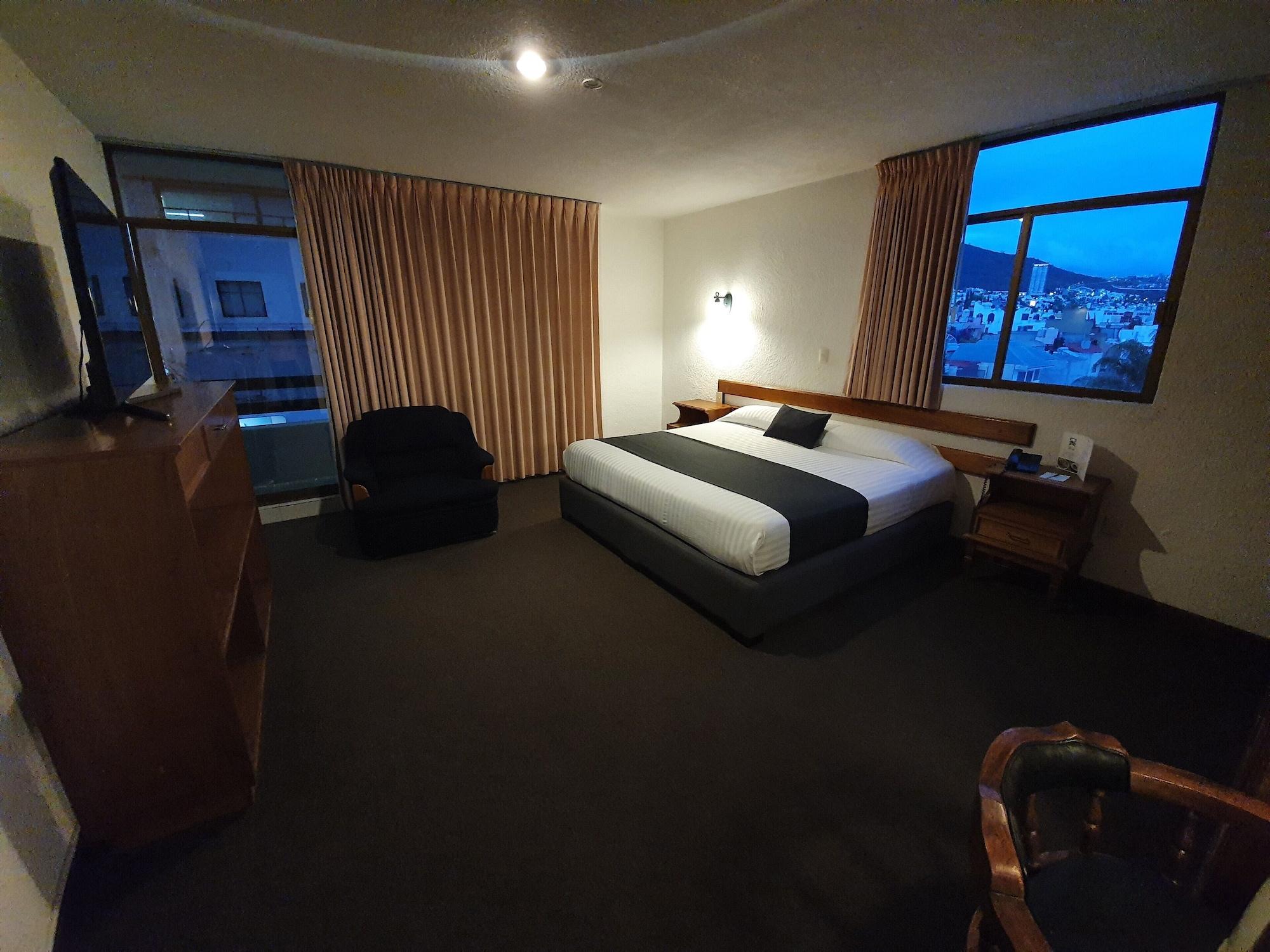 Estanza Hotel & Suites 莫雷利亚 外观 照片