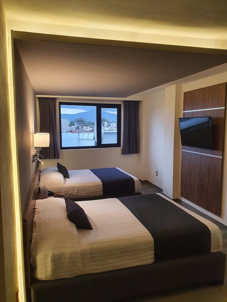 Estanza Hotel & Suites 莫雷利亚 外观 照片