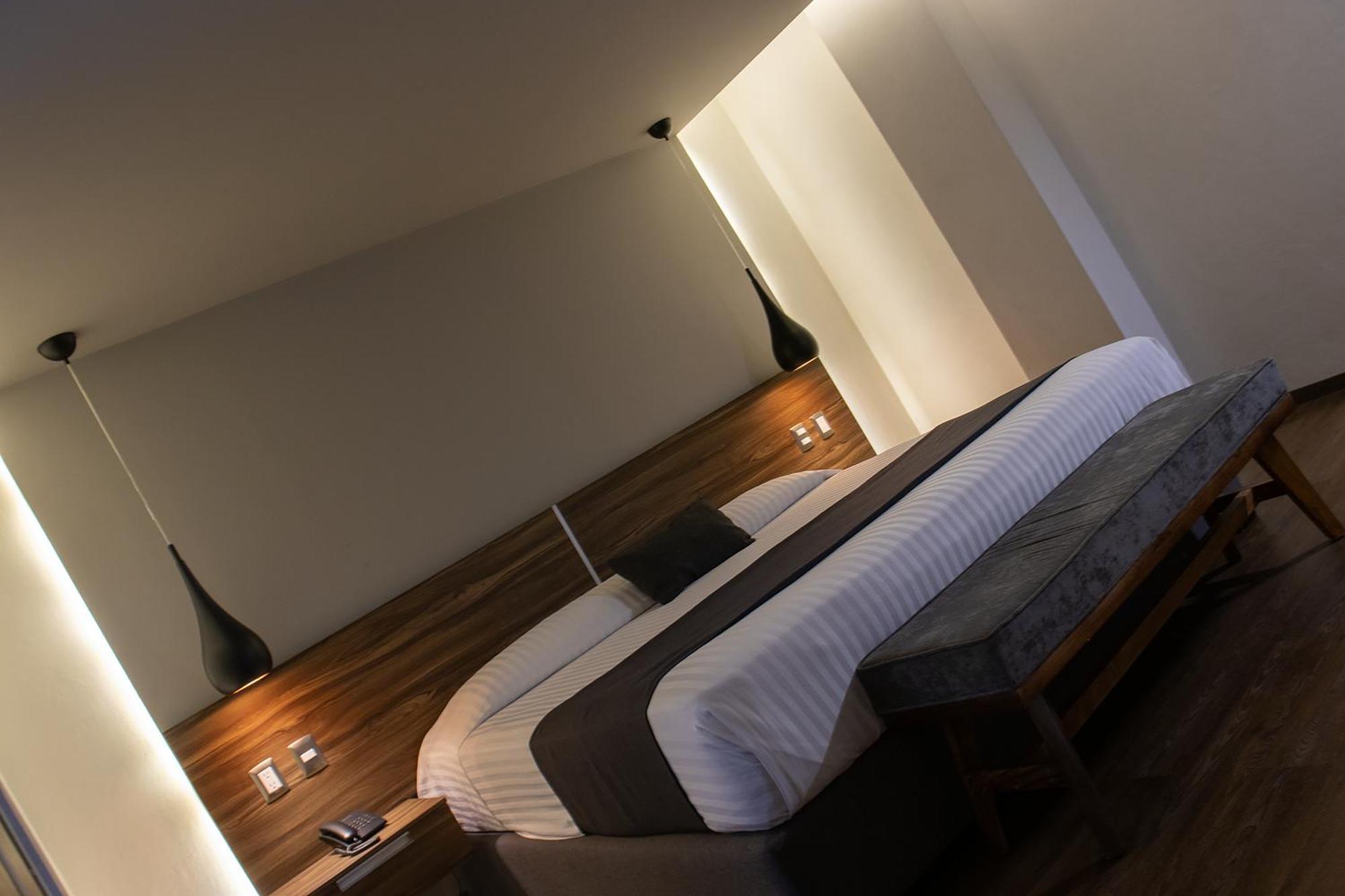 Estanza Hotel & Suites 莫雷利亚 外观 照片
