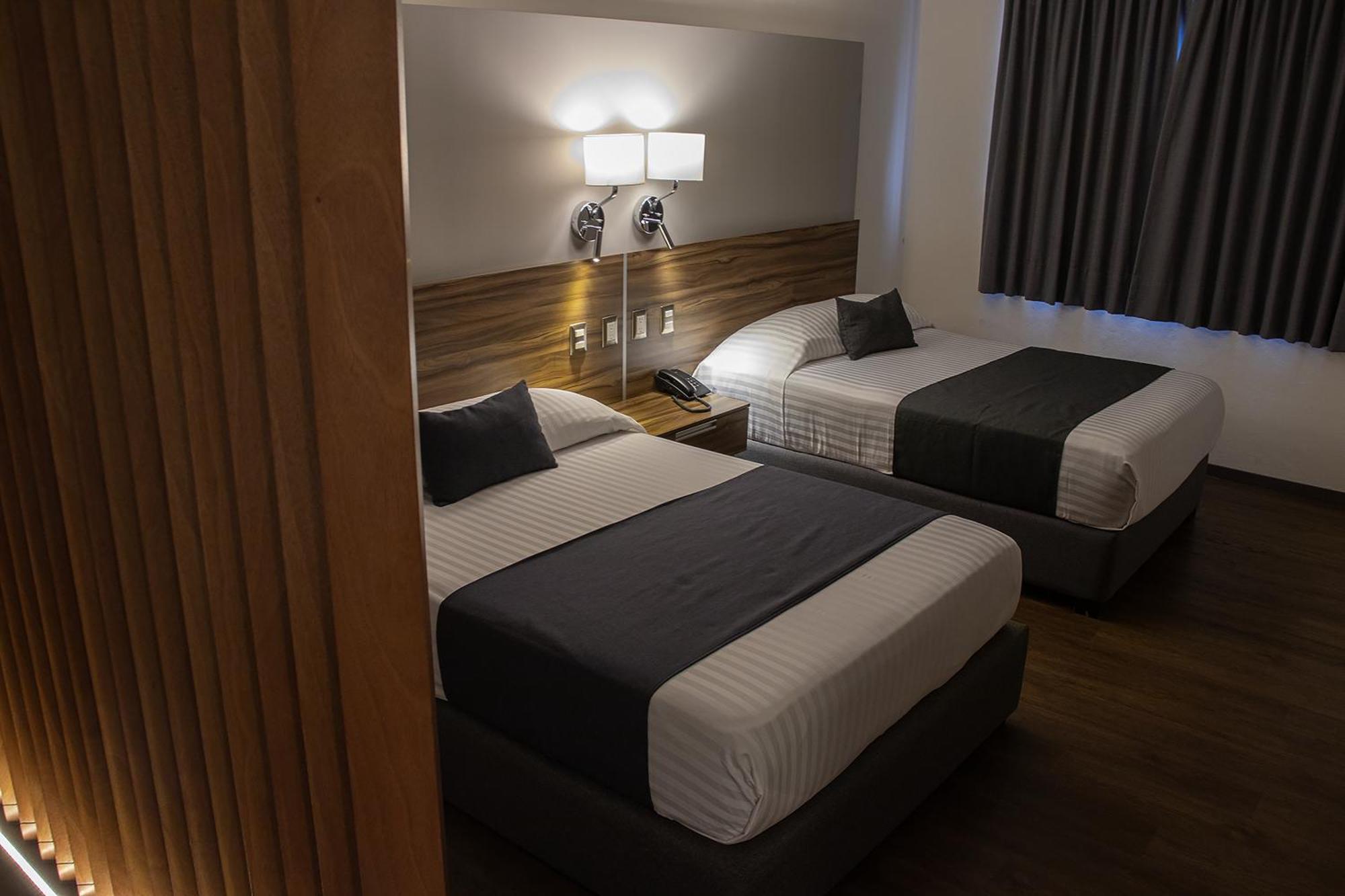 Estanza Hotel & Suites 莫雷利亚 外观 照片