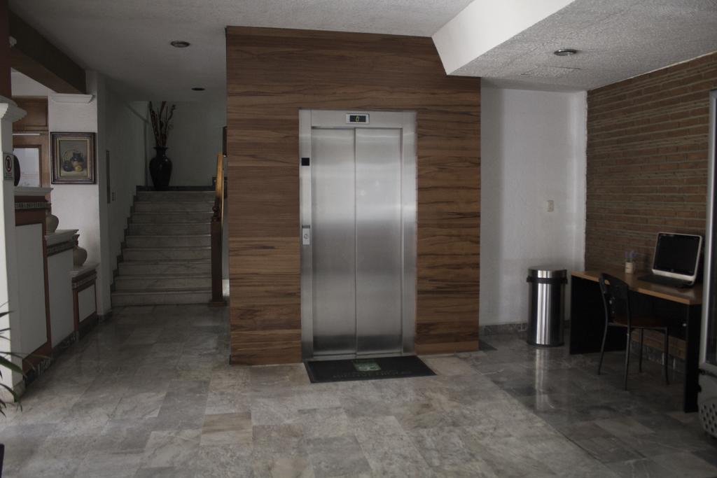 Estanza Hotel & Suites 莫雷利亚 外观 照片
