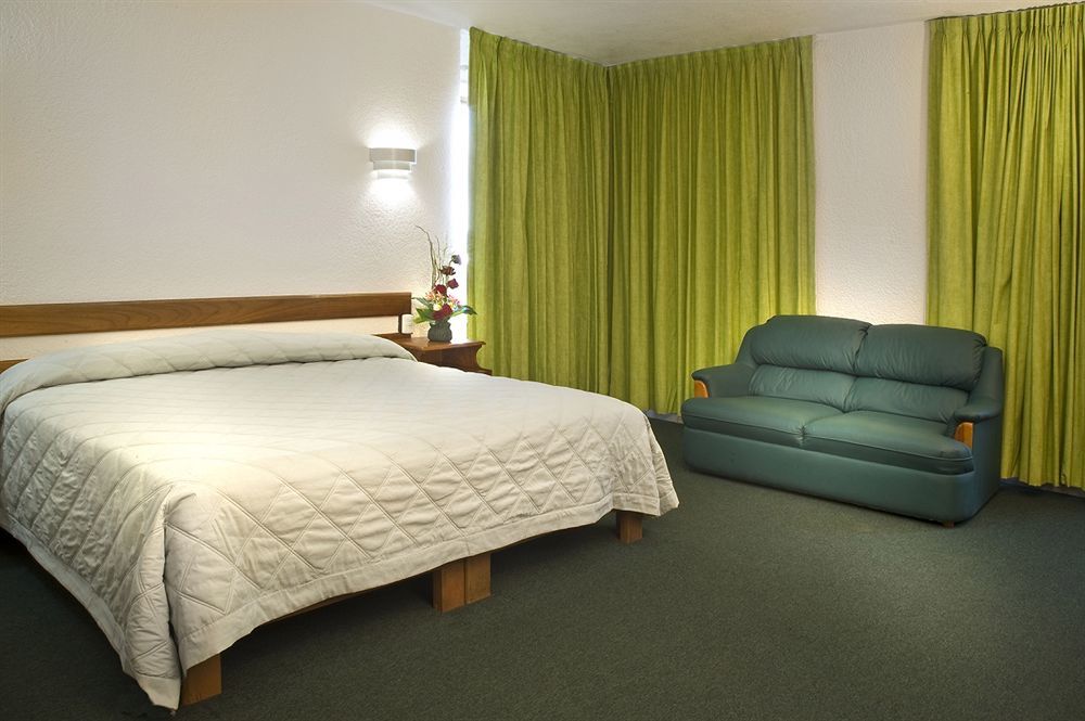 Estanza Hotel & Suites 莫雷利亚 外观 照片
