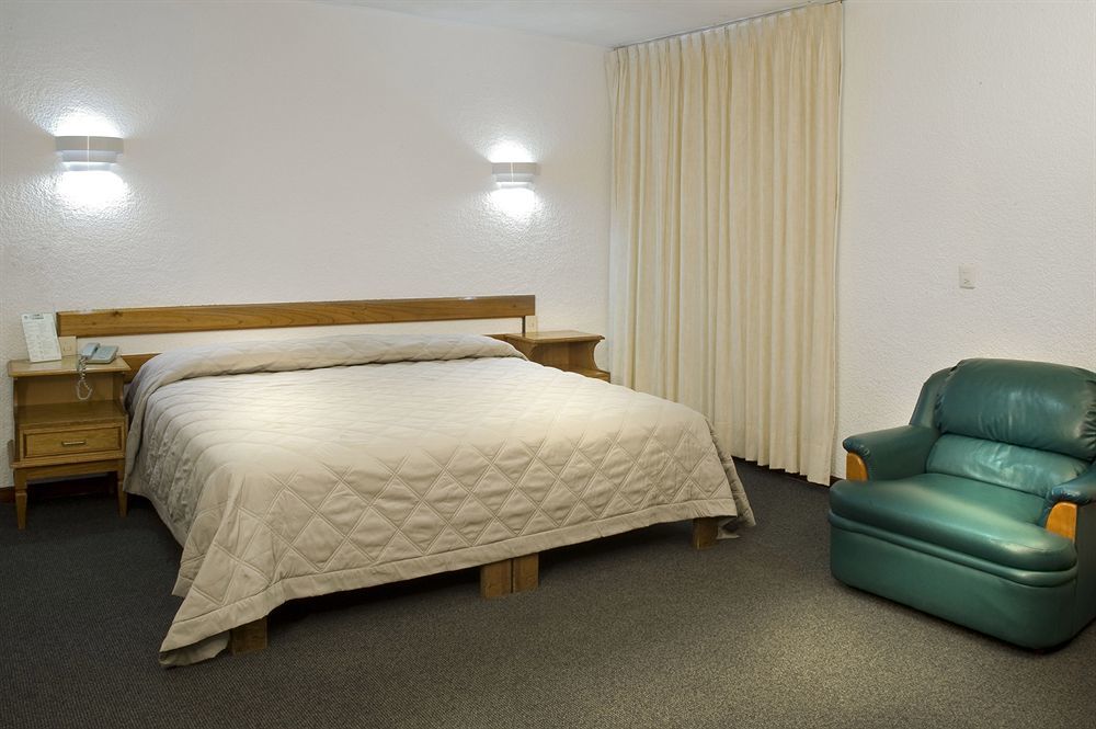 Estanza Hotel & Suites 莫雷利亚 外观 照片